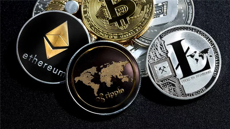 استطلاع: الأتراك يفضلون العملات المشفرة عن الودائع بالليرة