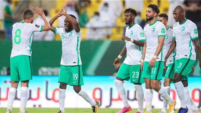 موعد مباراة منتخب السعودية امام اليابان والقنوات الناقلة