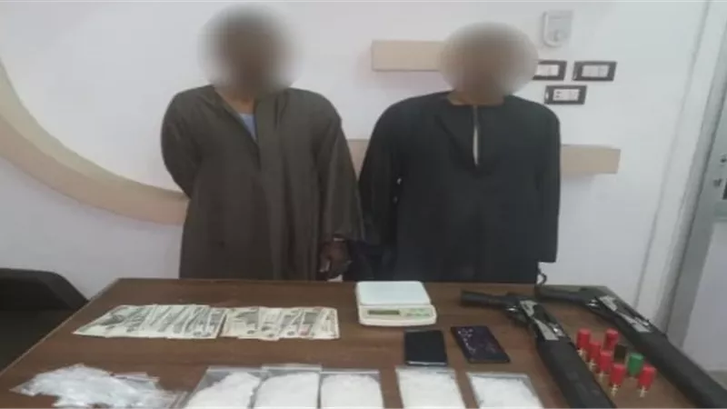 ضبط اثنين من العناصر الإجرامية بـ