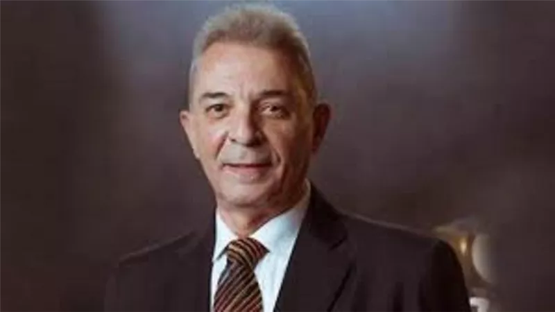تعرف على شخصية محمود حميدة فى 