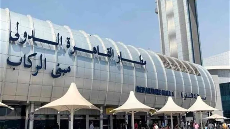 مطار القاهرة : سفر ووصول 288 رحلة لنقل 34 الف راكبا علي مدار اليوم