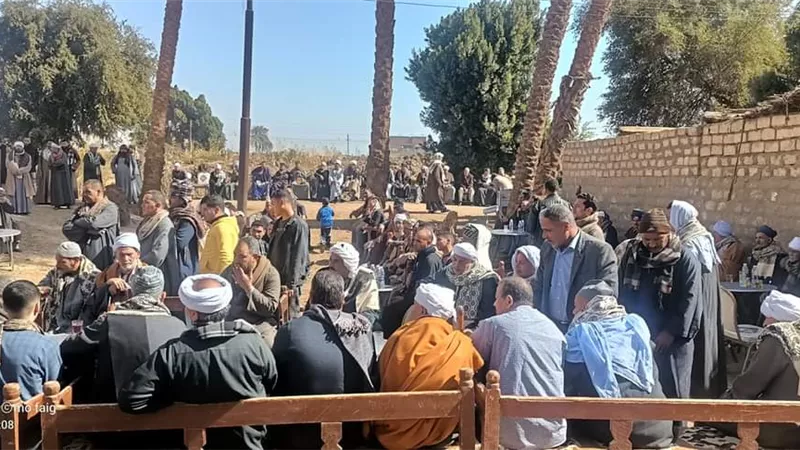 الحسينى جلال عضو مجلس النواب يتمكن من انهاء خصومة ثارية بين عائلتي العفادرة والسياحة بغنايم أسيوط