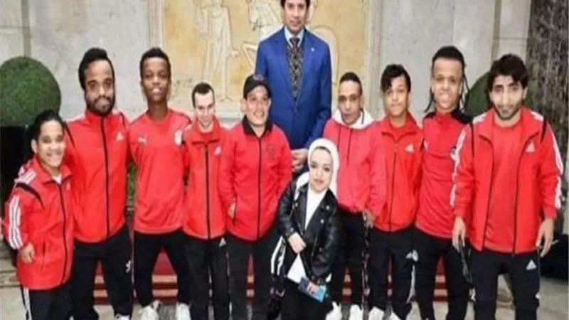 تامر حسني يهنئ منتخب مصر لقصار القامة بعد فوزهم ببطولة كأس العرب