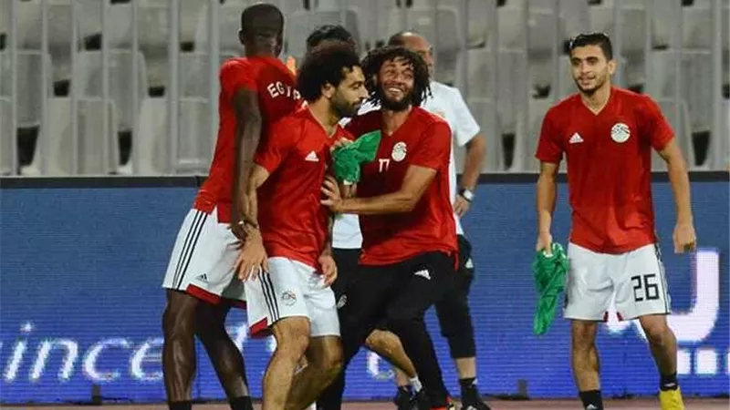 مصر ضد الكاميرون.. علاء عزت: الطائرة المرصودة في مران الفراعنة مخصصة للتأمين.. فيديو