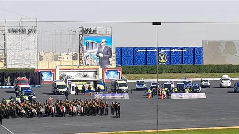 بمشاركة الفنانين وذوي الهمم..أكاديمية الشرطة تحتفل بمعرض 