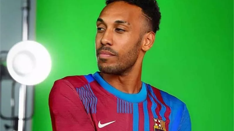 أوباميانج : سعيد فى برشلونة .. وهدفى اعادته لدورى الابطال