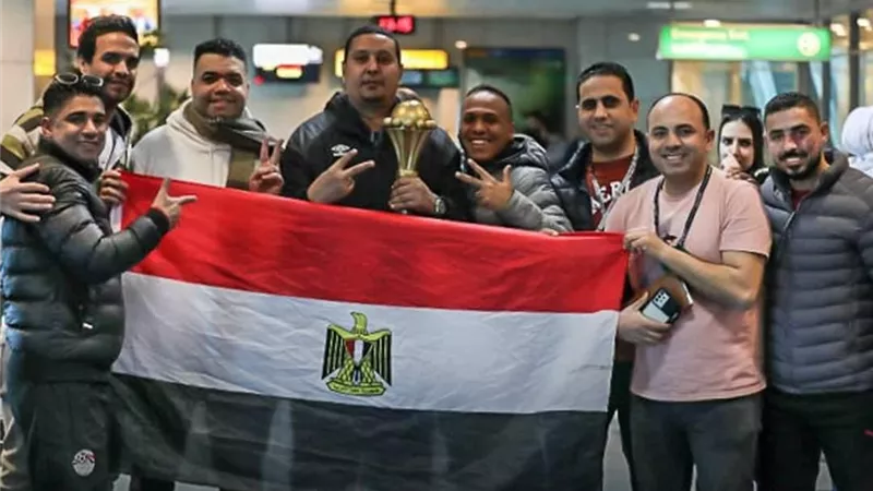 إقلاع رحلتي مصر للطيران إلي 