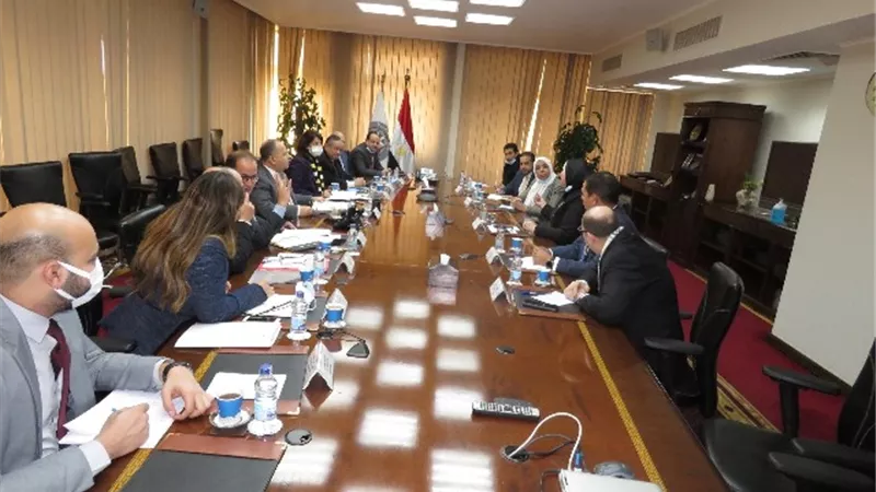 وزيرا المالية والتجارة:بدء تطبيق مبادرة السداد النقدى لمشحونات الصادرات اعتبارًا من أول يوليو ٢٠٢١