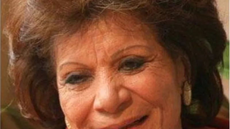 وفاة الفنانة عايدة عبد العزيز بعد صراع طويل مع المرض عن عامر ناهز 86 عامًا