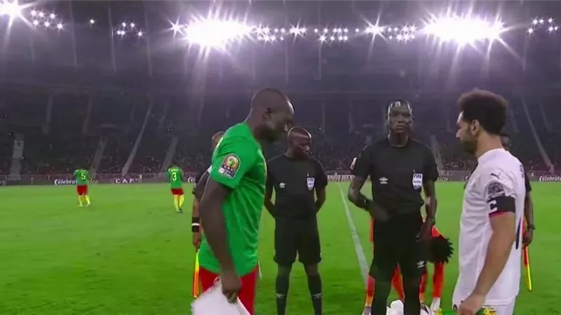 ملخص الشوط الأول لمباراة مصر والكاميرون.. فيديو