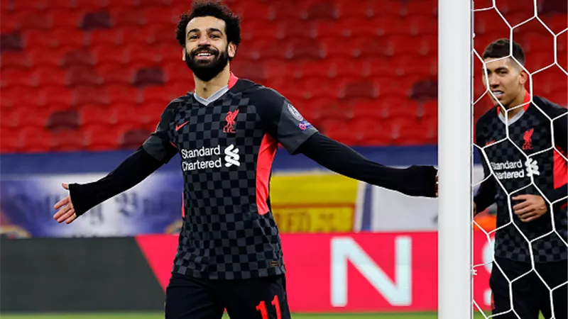 ليفربول يهنئ محمد صلاح بتأهل منتخب مصر لنهائى الكان