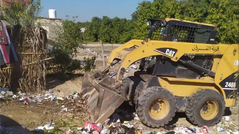 الإسماعيلية ترفع ٣٩٢٦ طن قمامة خلال أسبوع..صور