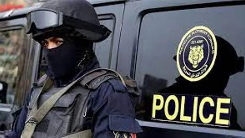 مصدر أمنى يوضح حقيقة ادعاءات سيدة بمجاملة رجال الشرطة بمركز تلا لوالد ضابط