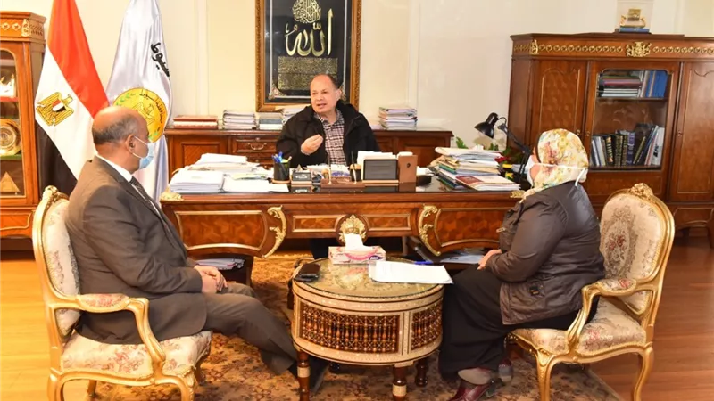 محافظ أسيوط يعتمد بعض قرارات التصالح في مخالفات البناء بالمراكز والأحياء