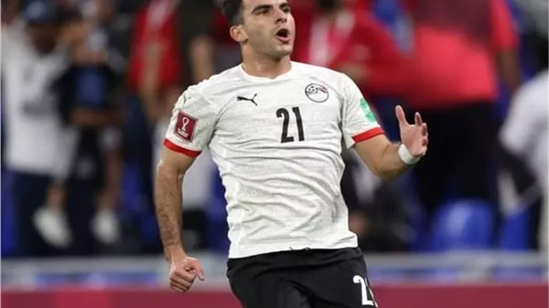 نجم منتخب مصر يحفز الفراعنة قبل مواجهة السنغال.. شاهد