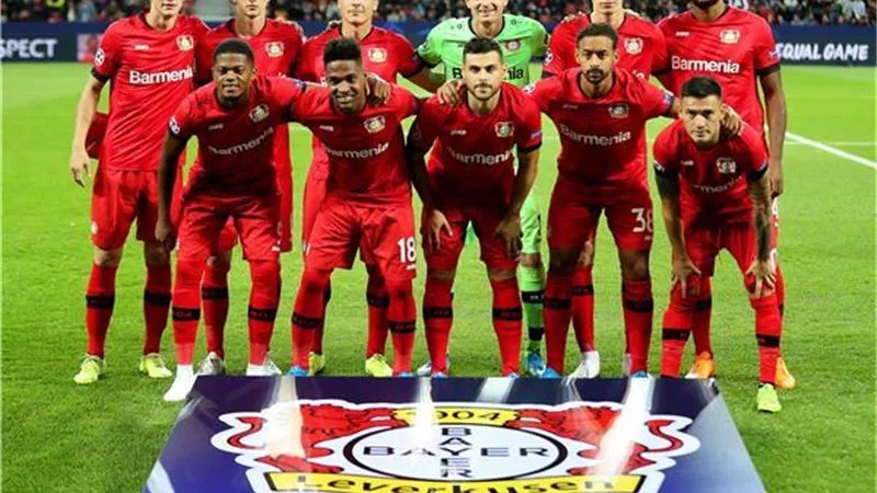 ليفركوزن يتلقى صدمة قوية قبل مواجهة دورتموند.. تعرق عليها