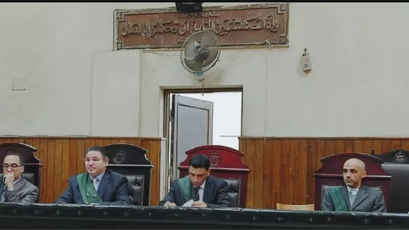 اختلس 15مليون جنيه.. المحكمة عاقبته بالسجن المشدد 5سنوات ورد المبلغ المختلس وتغريمه 30 مليون جنيه