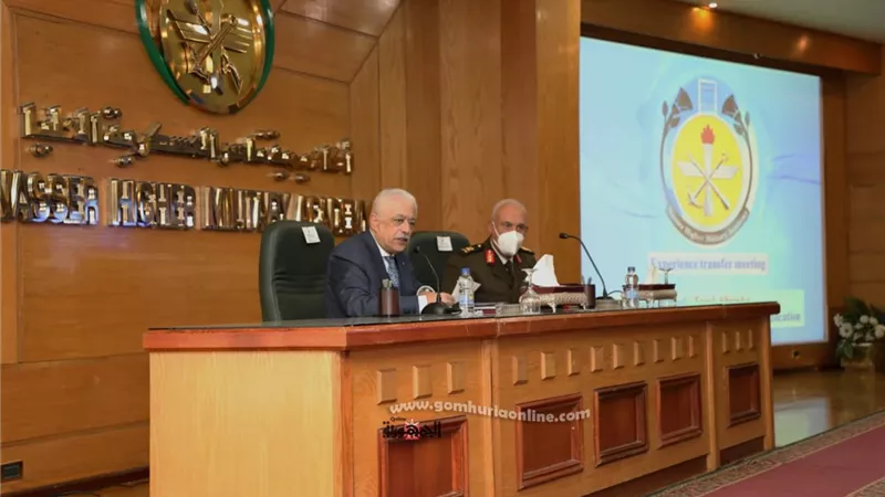شوقي يلقي محاضرة عن استراتيجية مصر لتطوير التعليم بأكاديمية ناصر العسكرية