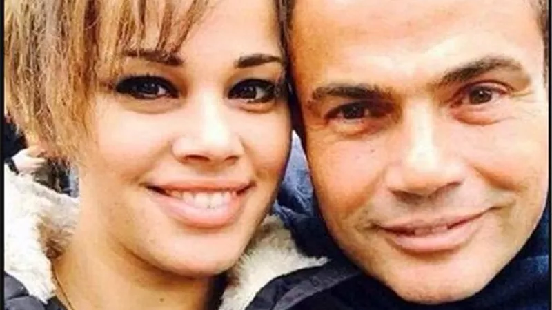 ابنة الهضبه عمرو دياب تخطف الانظار بـ جيب قصير.. صور