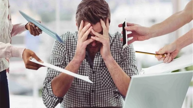 نصائح للتخلص من المشاكل الصحية الناجمة عن العمل المكتبى