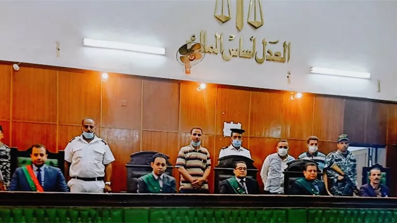 المحكمة عاقبته بالمشدد 5 سنوات.. خان صديقه واستولى على 265الف جنيه بالإكراه