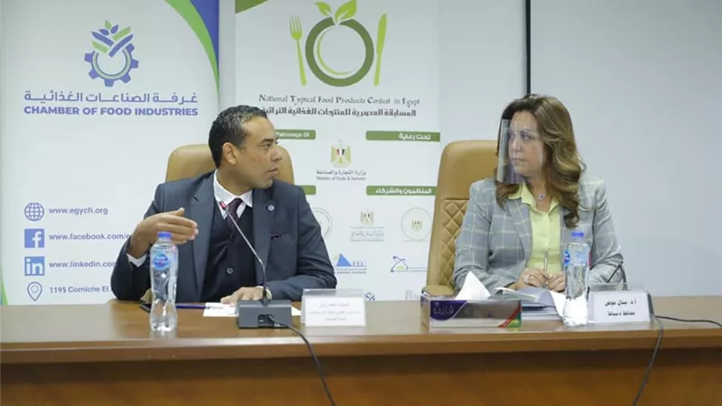 محافظ دمياط تطالب بالترويج لمصيف رأس البر والصناعات الدمياطية