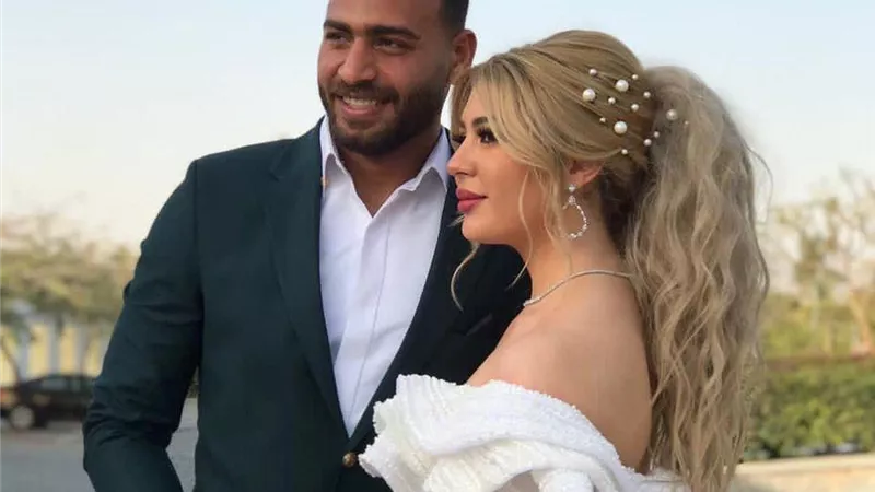 زوجة أبو جبل تتصدر 