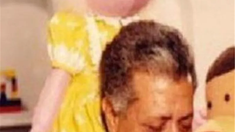 مصطفى درويش ينأشد أنقذوا ..محمود رحمى مخرج 
