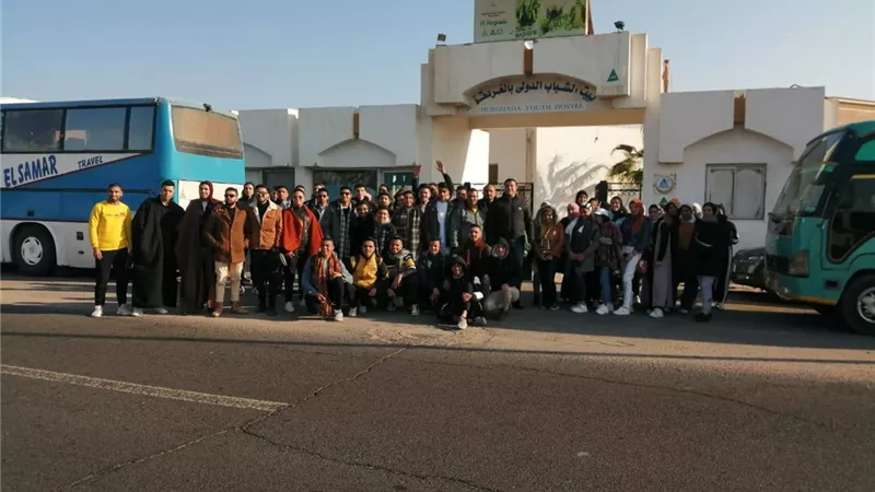 جامعة الزقازيق تنظم رحلة طلابية لمدينة الغردقة للتوعية الثقافية والسياحية بمكانة مصر التاريخية