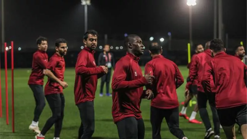تقسيمة قوية في مران الأهلي استعدادًا لمواجة بالميراس البرازيلي