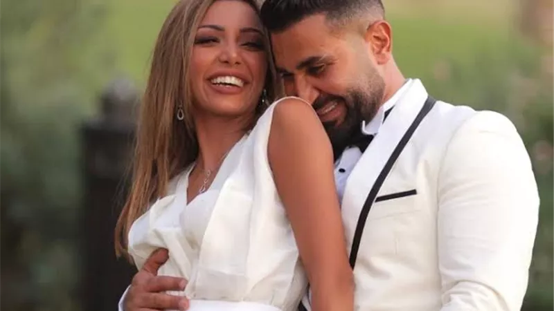 احمد سعد يكشف عن جنس مولوده القادم من مصممة الازياء