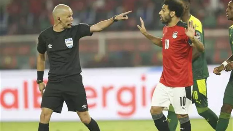 حكم نهائى إفريقيا : فخور بما قدمته فى المباراة