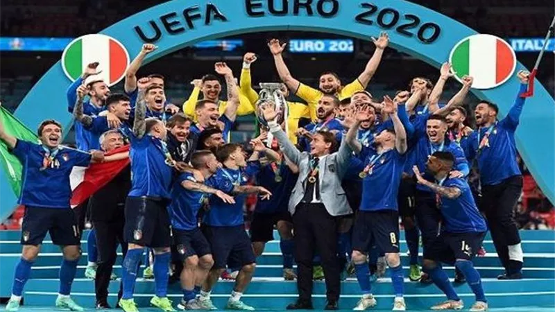 إيطاليا تعلن رغبتها في استضافة كأس الأمم الأوروبية 