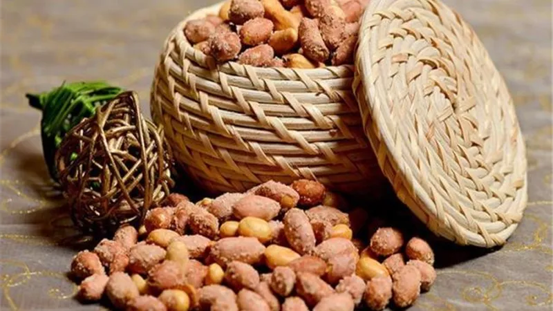 إحذر.. اضرار الإفراط فى تناول الفول السودانى