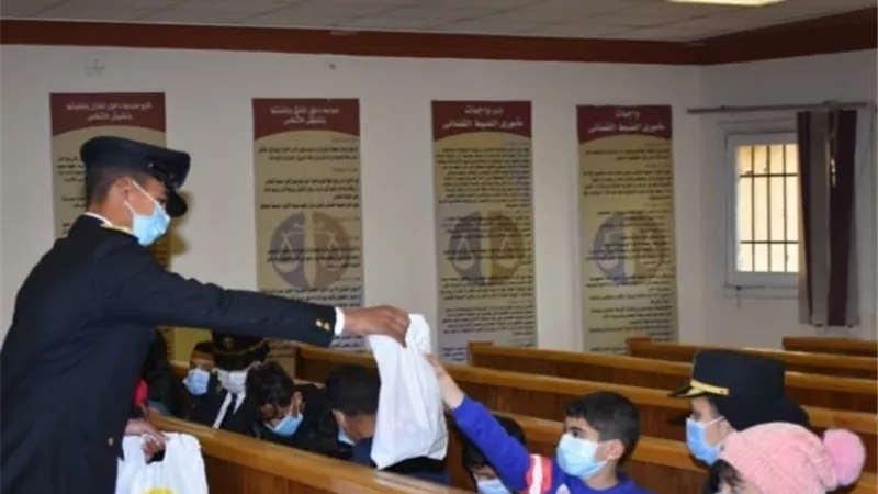 أكاديمية الشرطة تنظم زيارة لـ