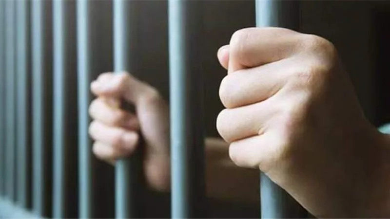 ضبط سيدة تسرق متعلقات المواطنين بالمغافلة في مصر الجديدة