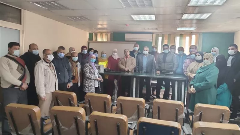 مدير التأمين الصحى يترأس الدورة التدريبية للسلامة والصحة المهنية بالزقازيق
