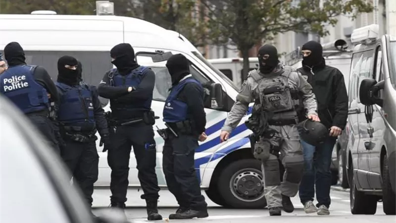 السلطات البلجيكية : اعتقال 13 شخصا بتهمة المشاركة في أنشطة جماعة إرهابية