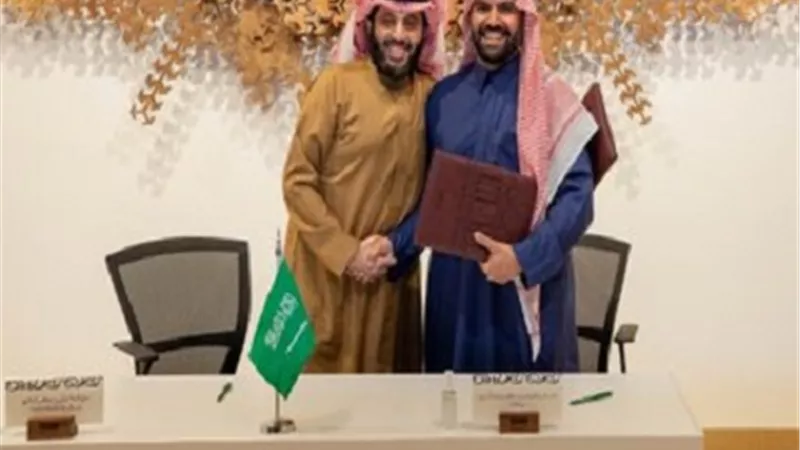 المستشار تركي آل الشيخ يعلن توقيع مذكرة تفاهم مع الأمير بدر لتطوير القطاعين الترفيهي والثقافي