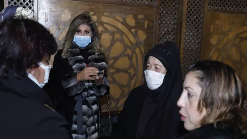 وزيرة الثقافة فى عزاء المخرج جلال الشرقاوى