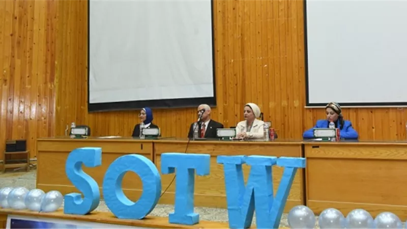 جامعة أسيوط تشهد انطلاق فعاليات المؤتمر الرابع عشر للاتحاد المصري لطلاب الصيدلة