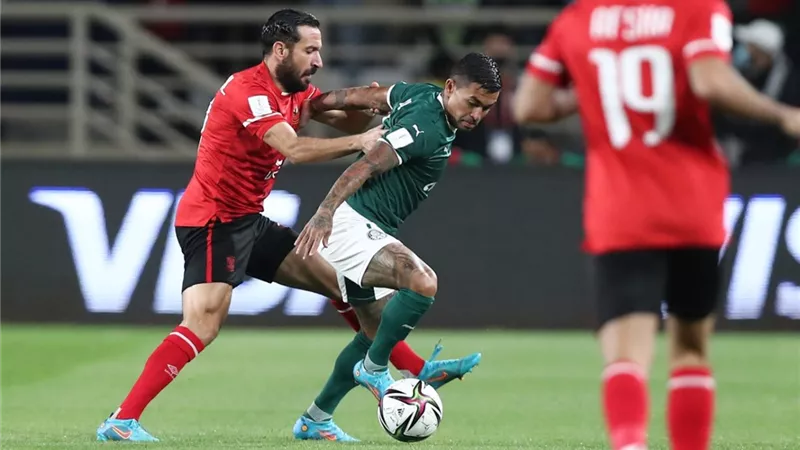 الأهلي يفقد جهود نجمي الفريق في مباراة تحديد المركز الثالث بالمونديال