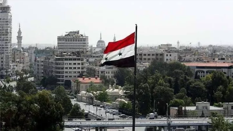 الدفاع الجوى السورى يتصدى لأهداف معادية فى سماء دمشق