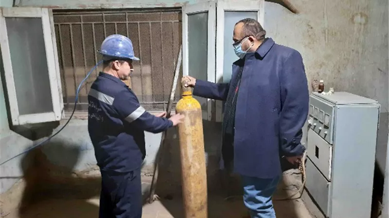 رئيس مياه سوهاج يتفقد محطات مياه الشرب والصرف الصحى و يجازى المقصرين