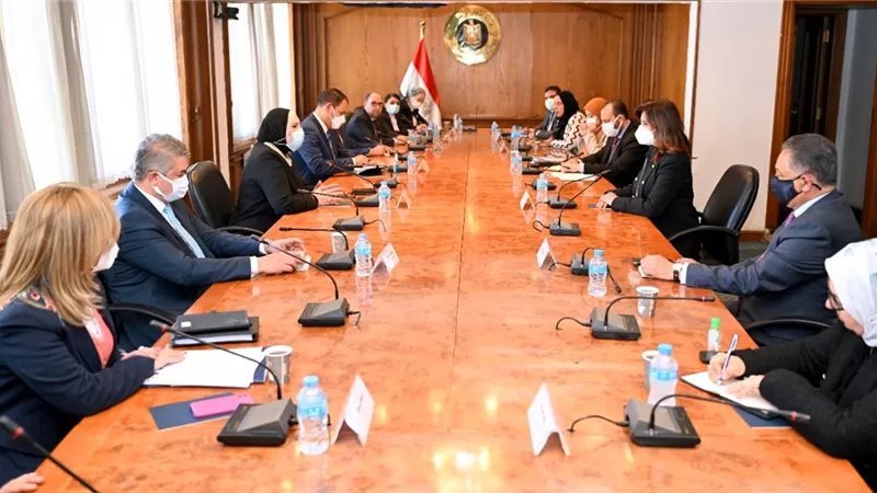 جامع ومكرم يبحثان استعدادت مؤتمر مصر تستطيع بالصناعة