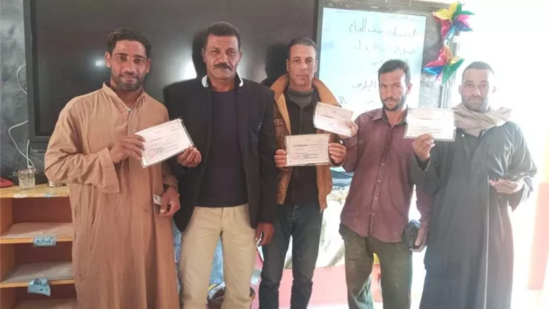 تسليم ٣٢ شهاده للمتحررين من الاميه بجبل النور ببنى سويف