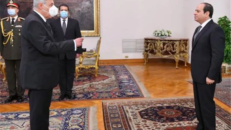 الرئيس السيسي يشهد أداء حلف اليمين للمستشار بولس فهمي رئيسًا للمحكمة الدستورية العليا | صور
