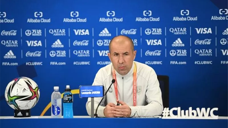 مدرب الهلال: الأهلي يلعب كرة جيدة.. ومواجهته ستكون صعبة