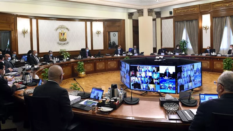 عبد الغفار: إجمالي حجم لقاحات كورونا المستهلكة والمتاحة بلغ 140.5 مليون جرعة