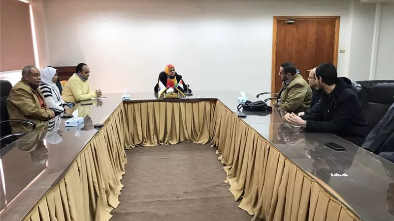 وفد سوهاج يزور شركة مياه بنى سويف